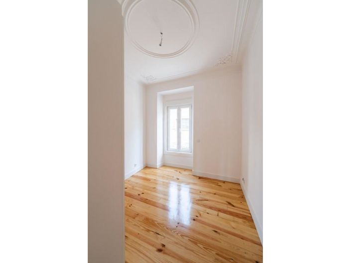 Image No.26-3 Bed Apartment for sale