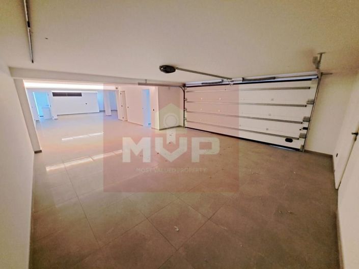 Image No.11-4 Bed House for sale