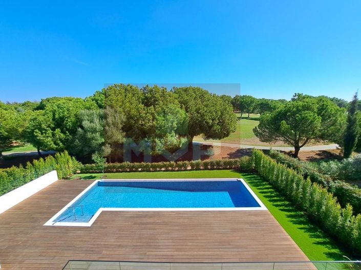 Image No.32-4 Bed House for sale