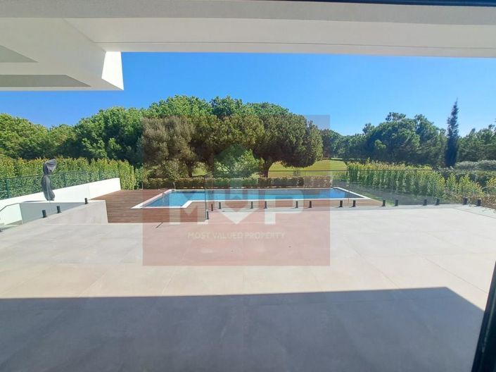 Image No.34-4 Bed House for sale