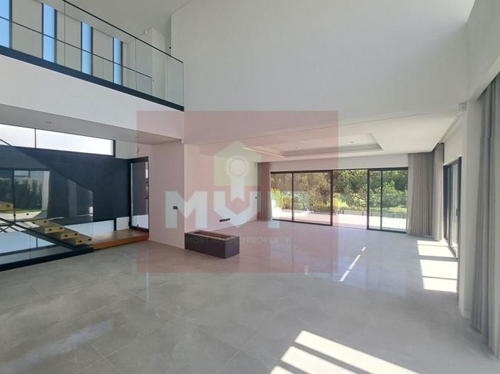 Image No.37-4 Bed House for sale