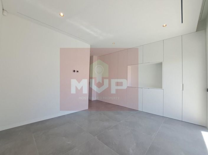 Image No.39-4 Bed House for sale