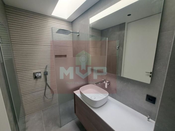 Image No.47-4 Bed House for sale