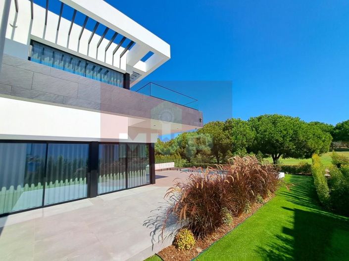 Image No.5-4 Bed House for sale