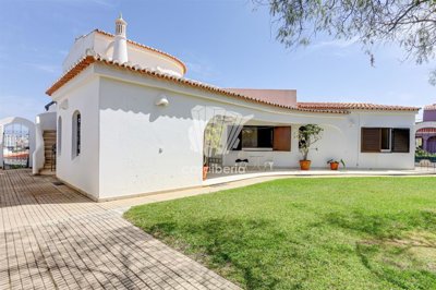 1 - Montenegro, House