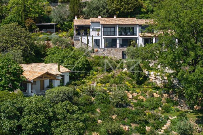 Image No.1-5 Bed House for sale