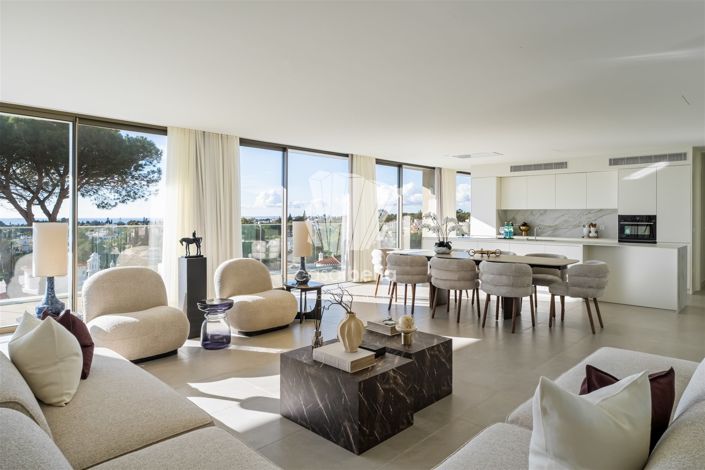 Image No.10-4 Bed Apartment for sale