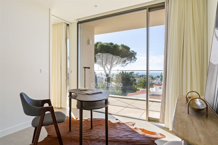 Image No.13-4 Bed Apartment for sale