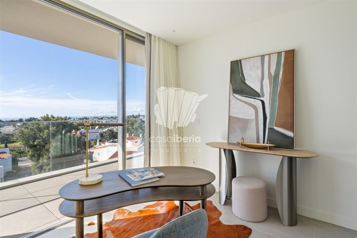 Image No.14-4 Bed Apartment for sale