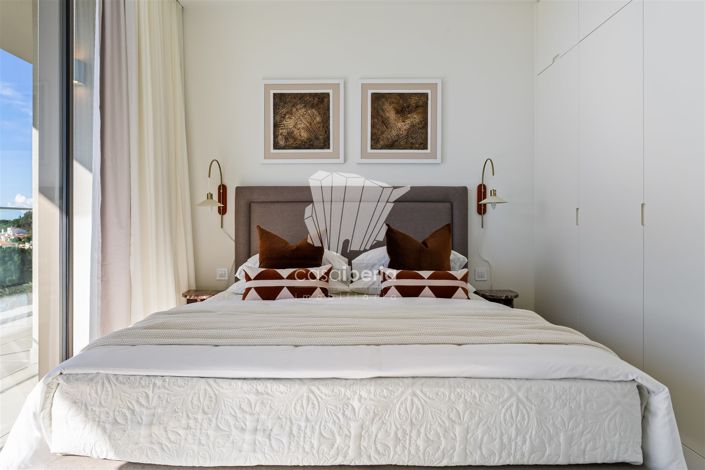 Image No.18-4 Bed Apartment for sale