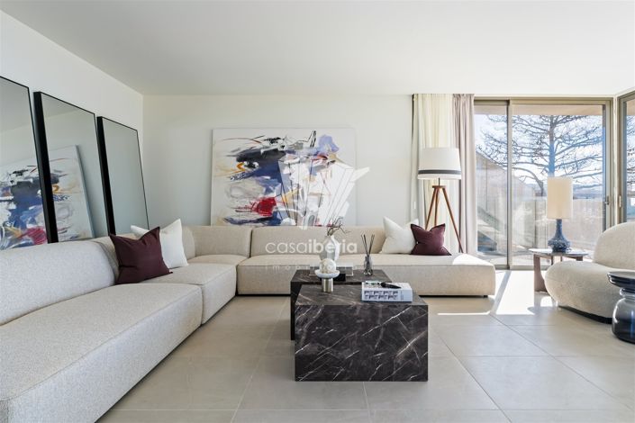 Image No.2-4 Bed Apartment for sale