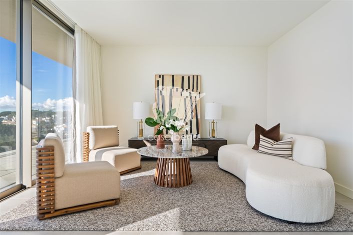 Image No.29-4 Bed Apartment for sale