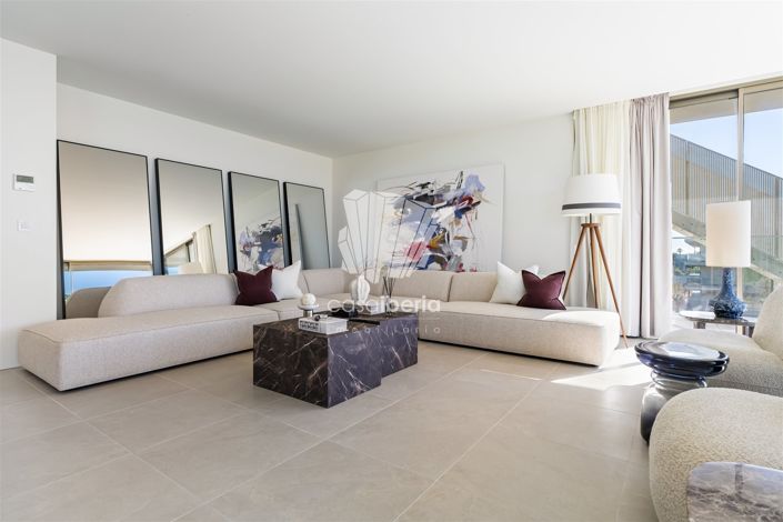 Image No.3-4 Bed Apartment for sale