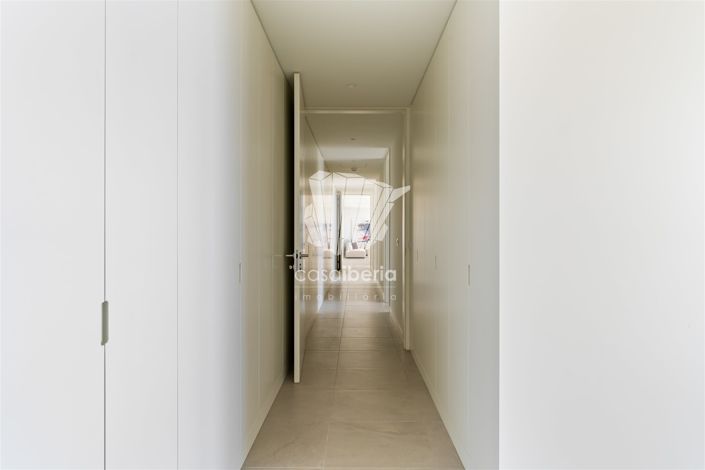 Image No.33-4 Bed Apartment for sale