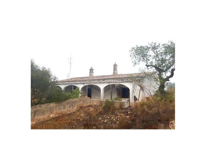 Image No.1-4 Bed House for sale