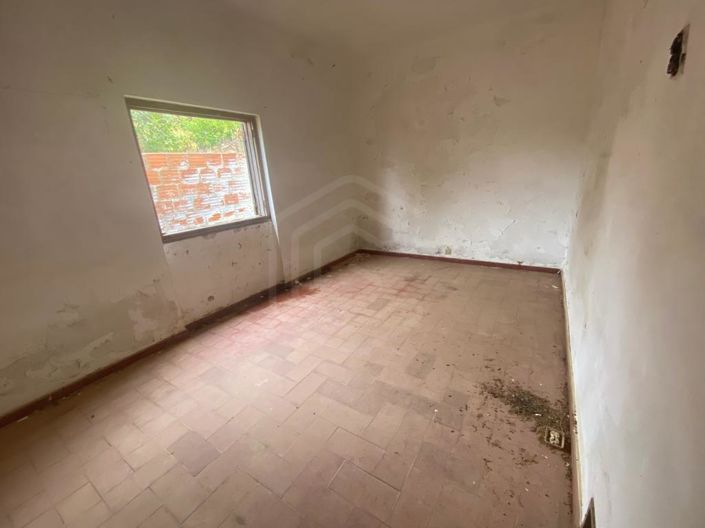 Image No.10-4 Bed House for sale