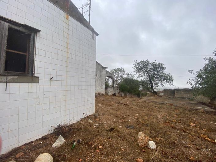 Image No.15-4 Bed House for sale