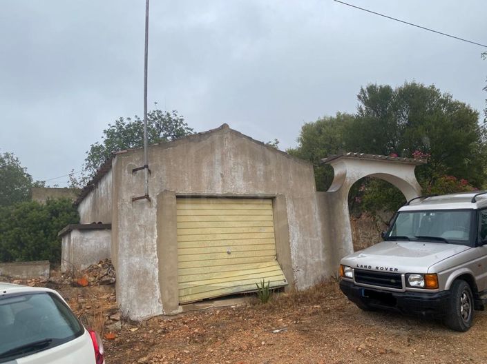 Image No.16-4 Bed House for sale