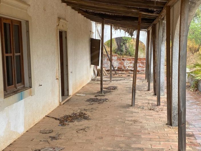 Image No.19-4 Bed House for sale