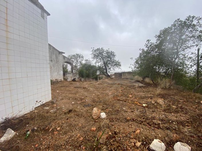 Image No.23-4 Bed House for sale