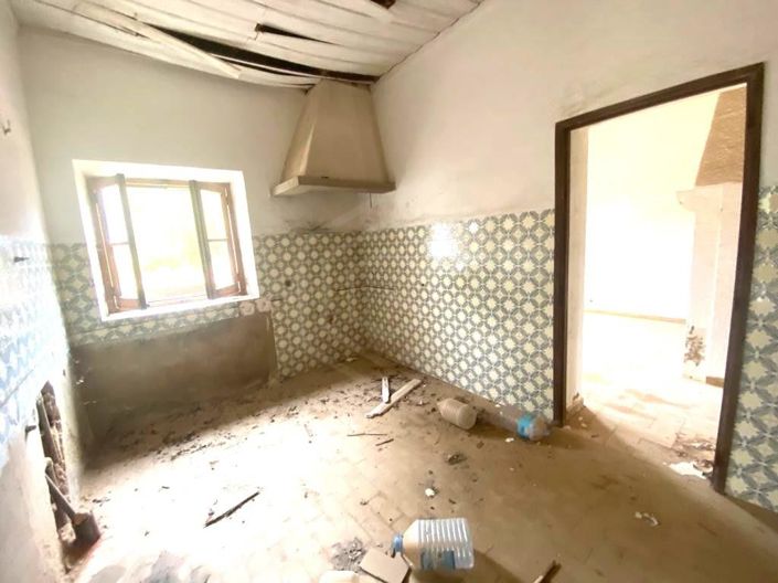 Image No.7-4 Bed House for sale