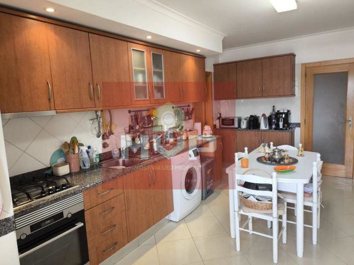 Image No.2-Appartement de 4 chambres à vendre à Portimao