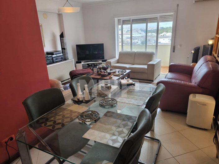 Image No.20-4 Bed Apartment for sale