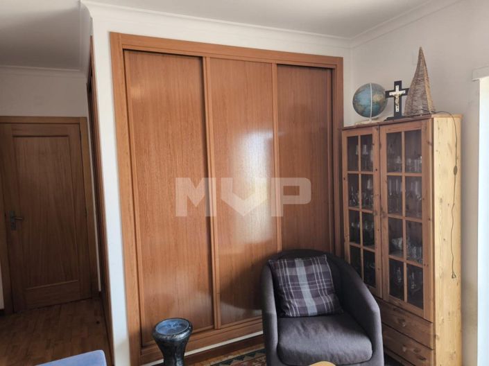 Image No.22-4 Bed Apartment for sale