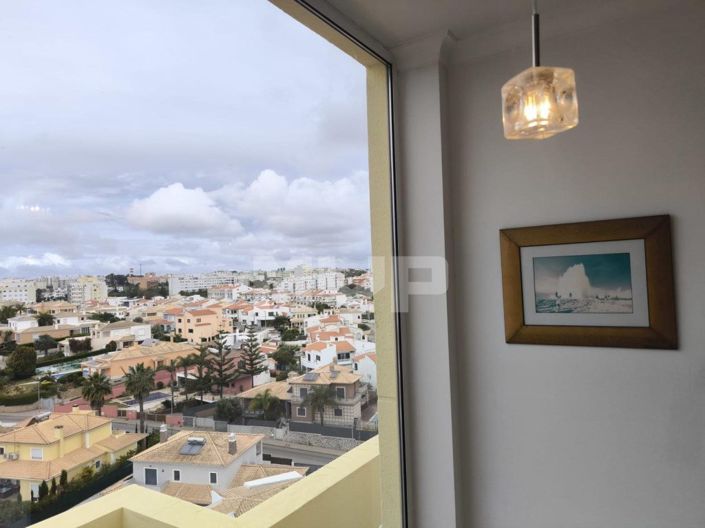 Image No.25-4 Bed Apartment for sale