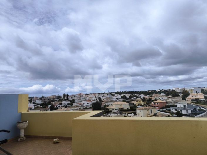 Image No.27-4 Bed Apartment for sale