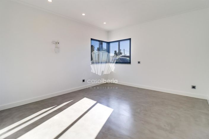 Image No.17-Maison de 7 chambres à vendre à Loule