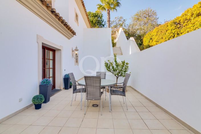 Image No.10-4 Bed House for sale