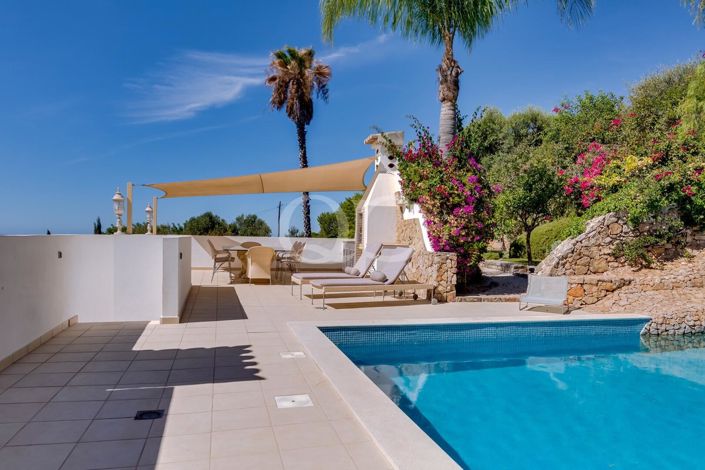 Image No.102-4 Bed House for sale