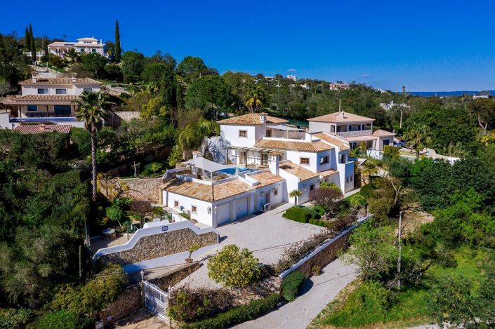 Image No.13-4 Bed House for sale