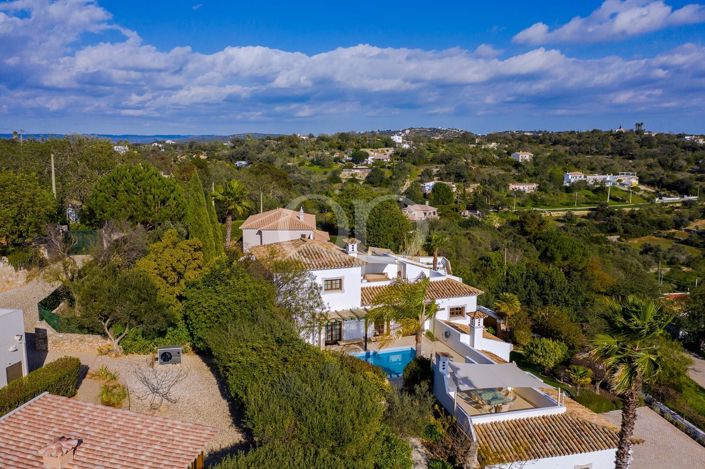 Image No.18-4 Bed House for sale