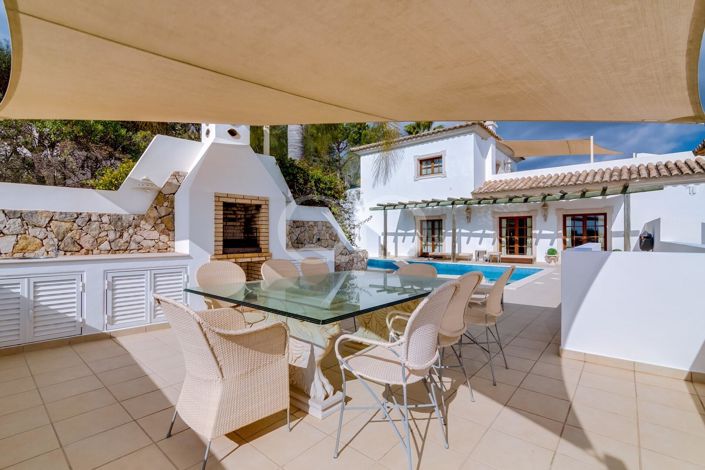 Image No.20-4 Bed House for sale