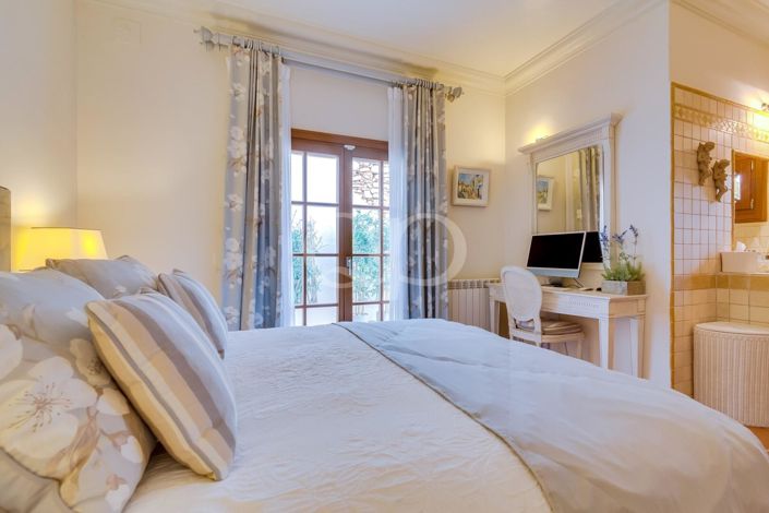 Image No.30-4 Bed House for sale