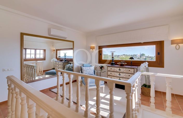 Image No.41-4 Bed House for sale