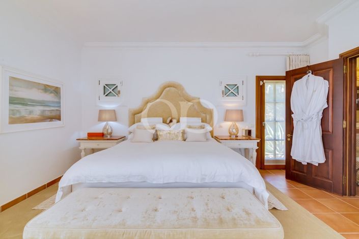 Image No.44-4 Bed House for sale