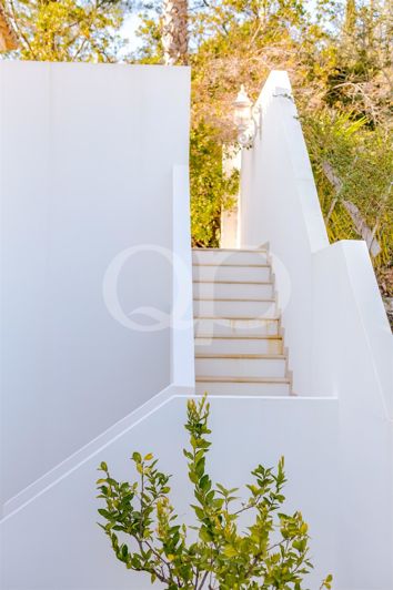 Image No.64-4 Bed House for sale