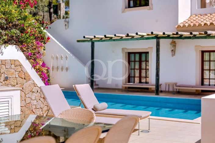 Image No.96-4 Bed House for sale