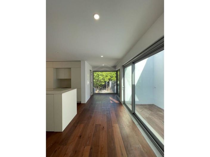 Image No.14-5 Bed House for sale