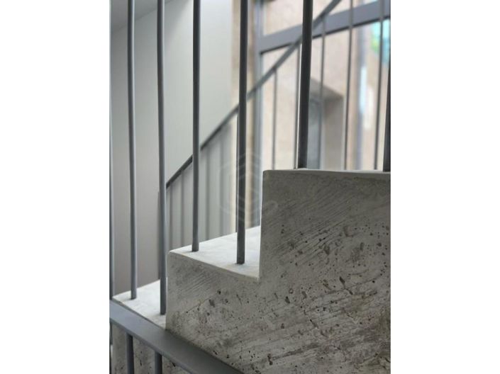 Image No.18-5 Bed House for sale