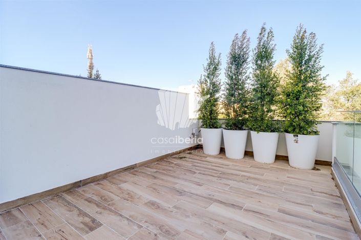 Image No.29-3 Bed House for sale