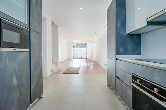 Image No.41-3 Bed House for sale