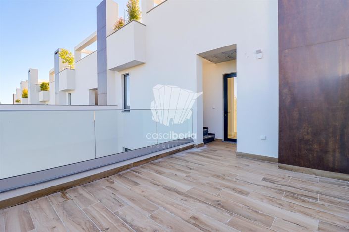 Image No.30-3 Bed House for sale