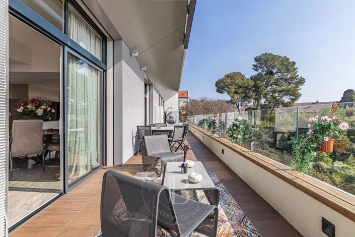 Image No.1-3 Bed Apartment for sale