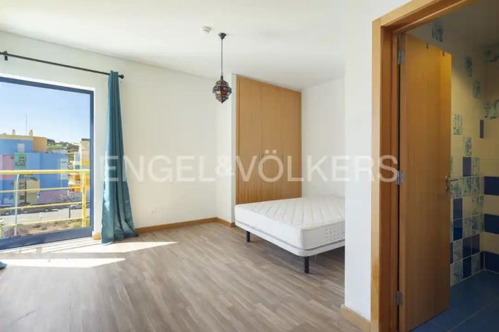 Image No.15-Apartment for sale