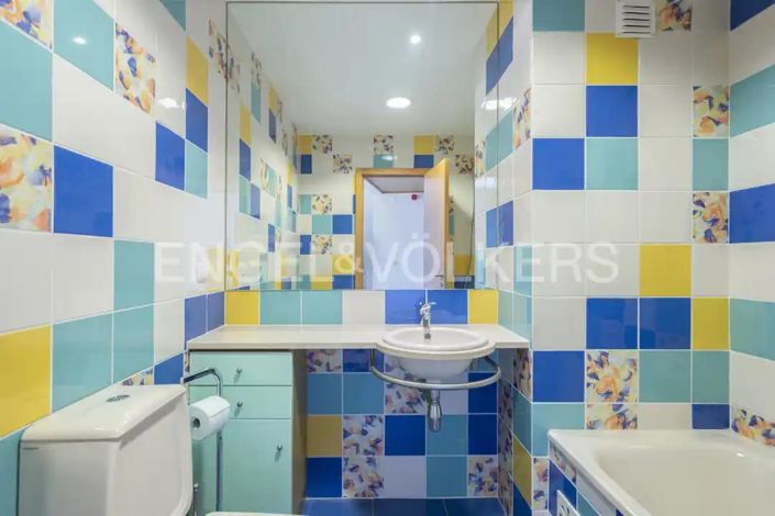 Image No.22-Apartment for sale