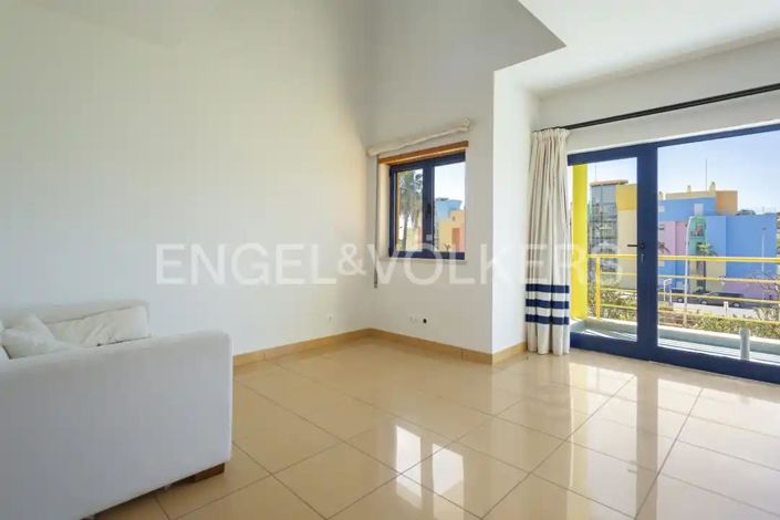 Image No.6-Apartment for sale